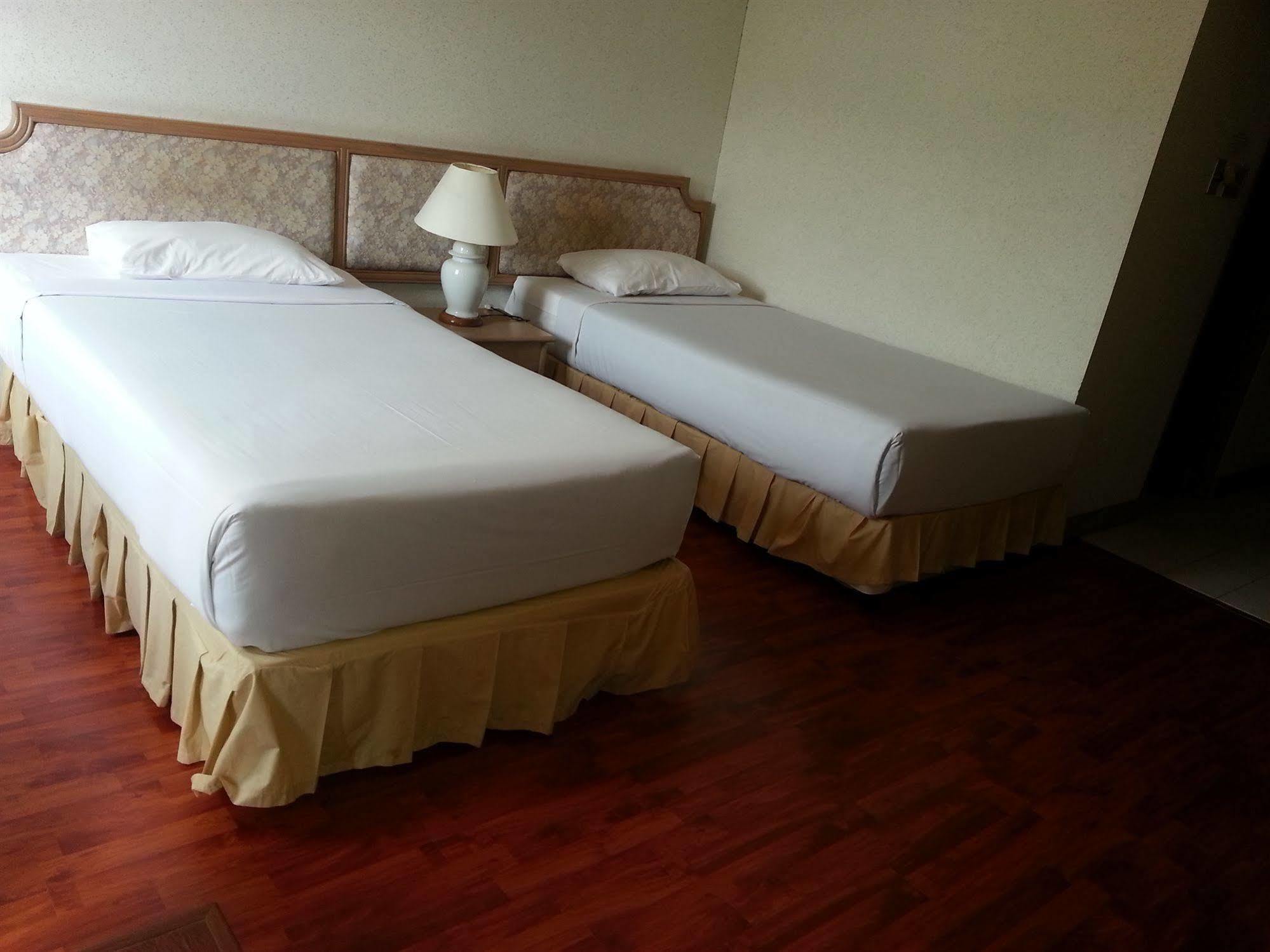 Takiab Beach Resort Хуа Хин Экстерьер фото